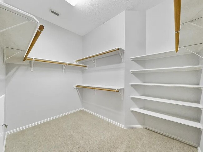 Building Photo - 106 Cezanne Woods Dr