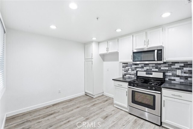 Building Photo - 167 California Ct