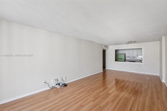 Building Photo - 19390 Collins Ave