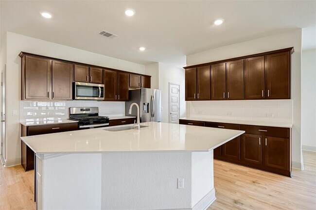 Building Photo - 18033 Bassano Ave