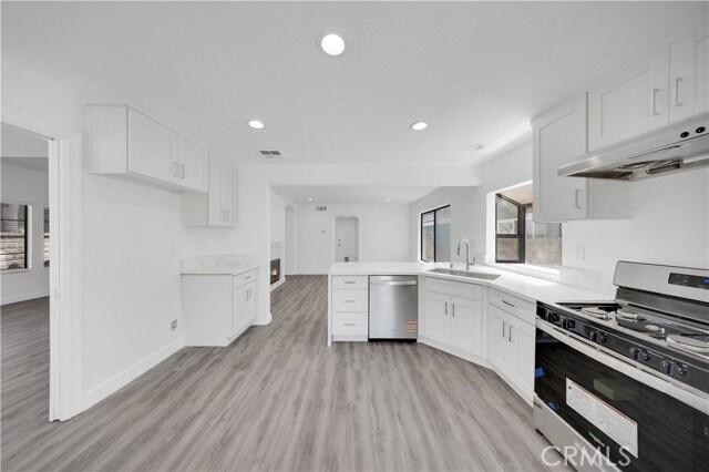 Building Photo - 6289 Sunny Meadow Ln