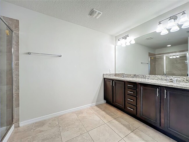 Building Photo - 3004 Alessa Loop