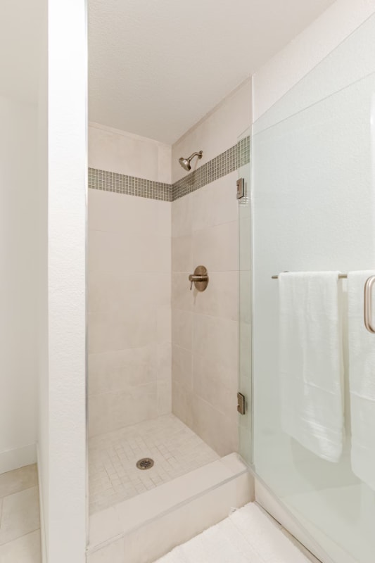 Building Photo - 2824 W Parkside Pl