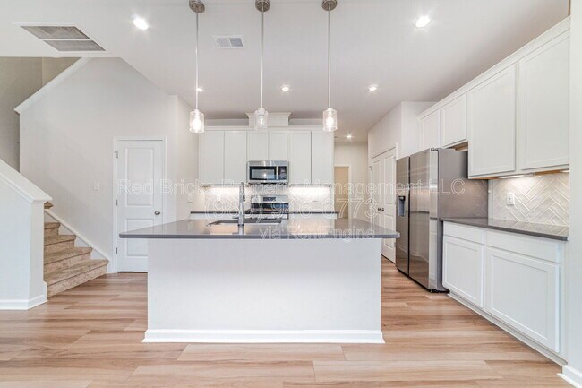 Building Photo - 8929 Peatland Aly