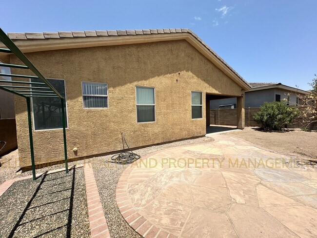 Building Photo - 6166 N Placita San Agustin