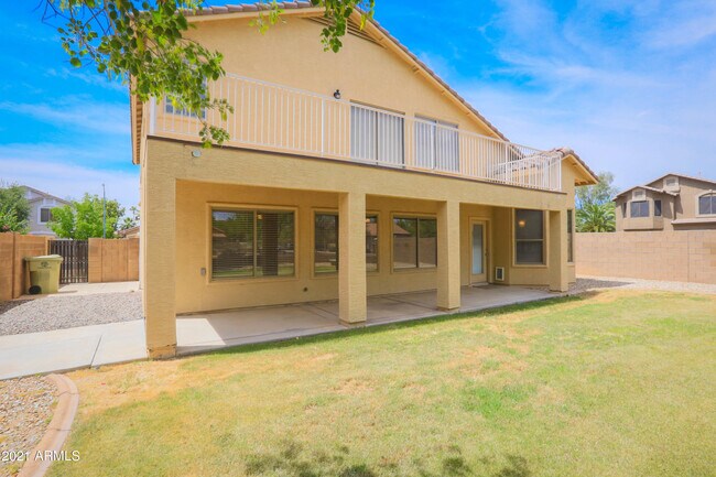Building Photo - 7456 W Aurora Dr