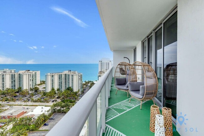 Building Photo - 4010 S Ocean Dr