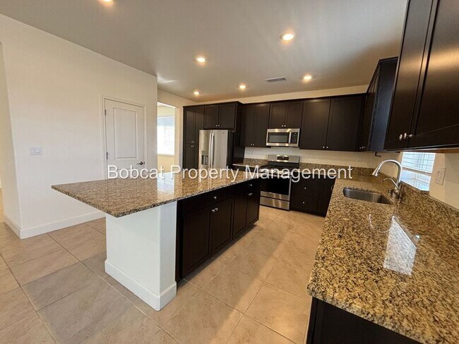 Building Photo - 1120 Dapple Dr