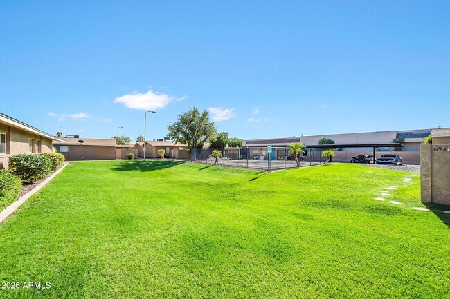 Building Photo - 1310 S Pima