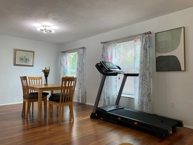 Building Photo - 7243 Antigua Pl