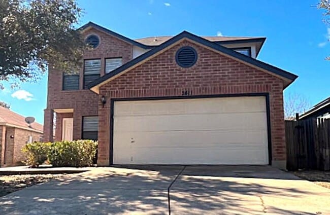 Building Photo - 2411 Glen Field Dr