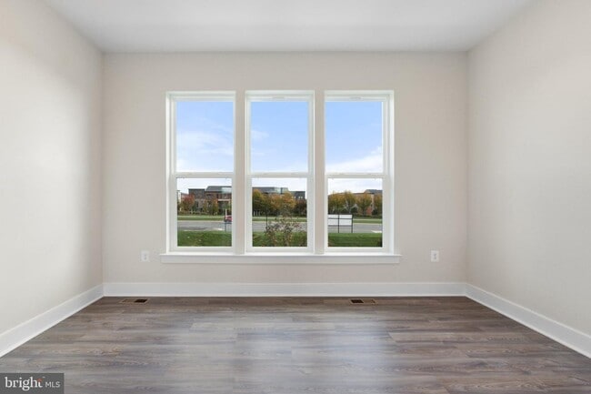 Building Photo - 23142 Horseshoe Trl Sq