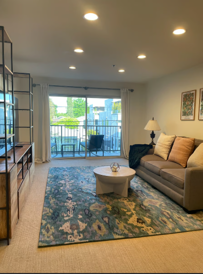 Building Photo - 4501 Cedros Ave