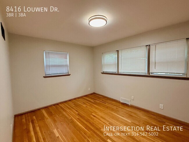 Building Photo - 8416 Louwen Dr
