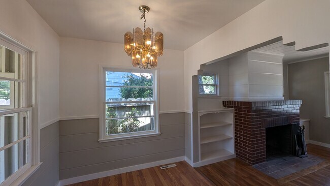 Building Photo - Pacific Grove Cottage with Classic Character