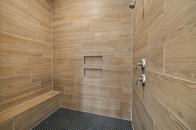 Building Photo - 28207 Cedar Peak Dr