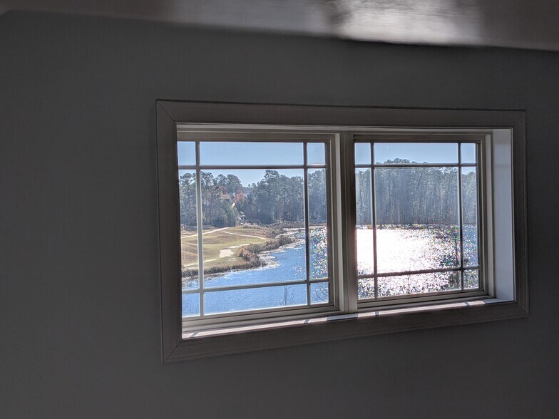 Building Photo - 927 Kensington Park Rd