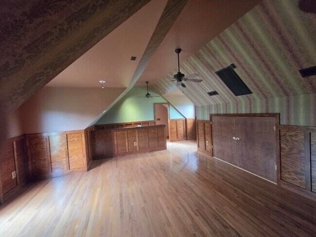 Building Photo - 29481 Killmon Ln