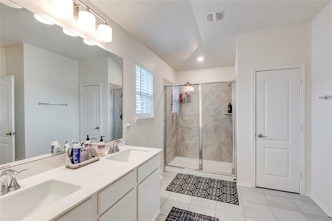 Building Photo - 3712 Forino Dr