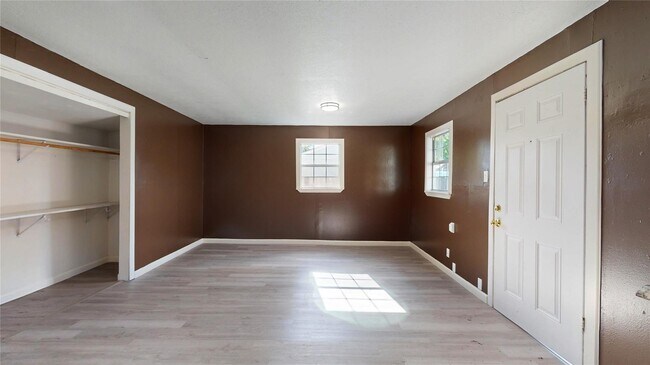Building Photo - 3806 Cosby St
