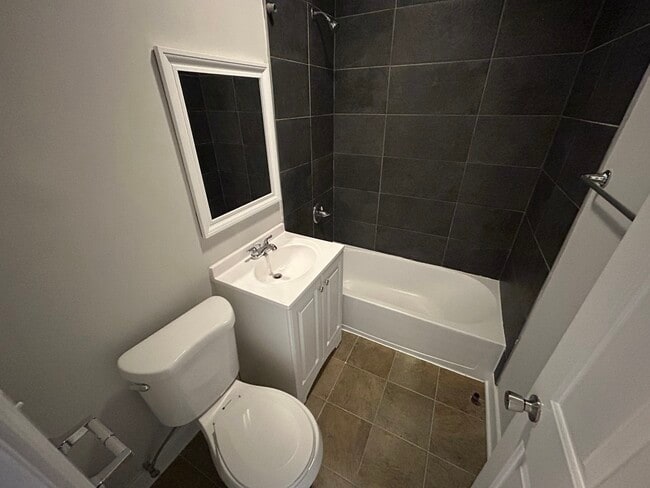 Building Photo - 7153 W Grand Ave