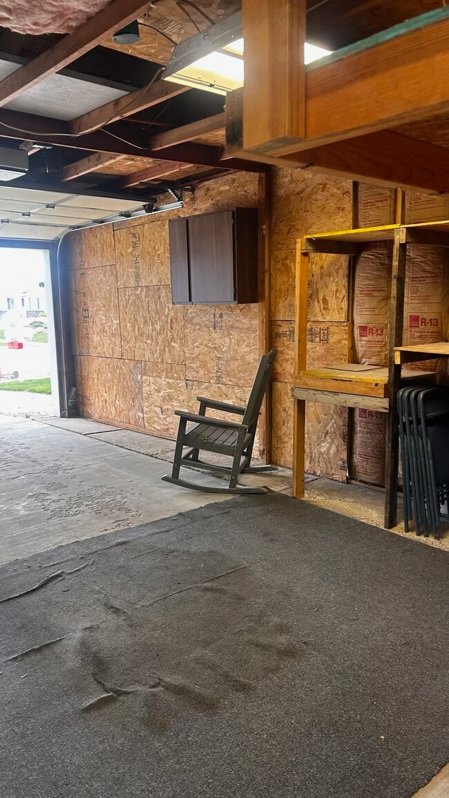 Building Photo - 531 W 660 S