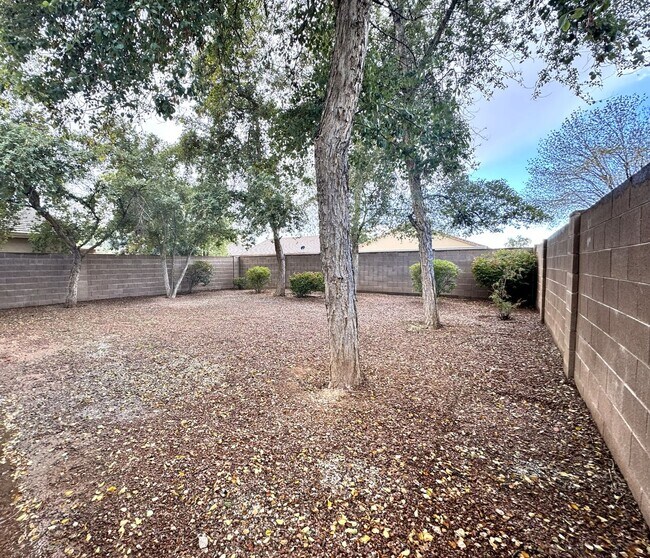 Building Photo - ***MOVE IN SPECIAL: $300 OFF MOVE IN -4 BEDROOM HOME IN TUSCANO