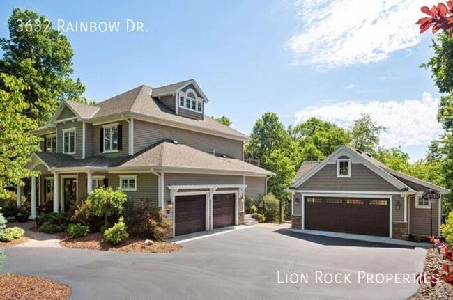 Building Photo - 3632 Rainbow Dr