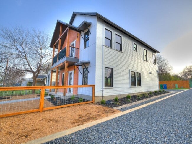 Building Photo - Historic District of Dignowity Hill