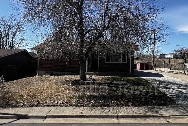 Primary Photo - 7903 Greenwood Blvd