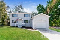 Building Photo - 2852 Nassau St