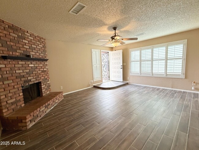 Building Photo - 5110 W Wood Dr