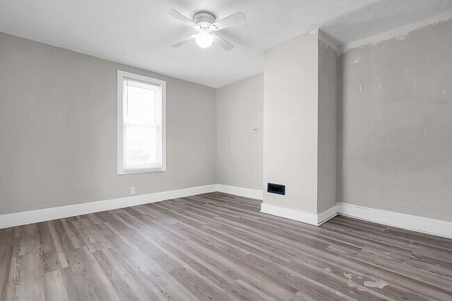 Building Photo - Newly Updated 2 Bedroom Home – Bright, Modern, and Move-In Ready!