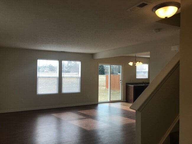 Building Photo - 8105 Whistlewood Dr