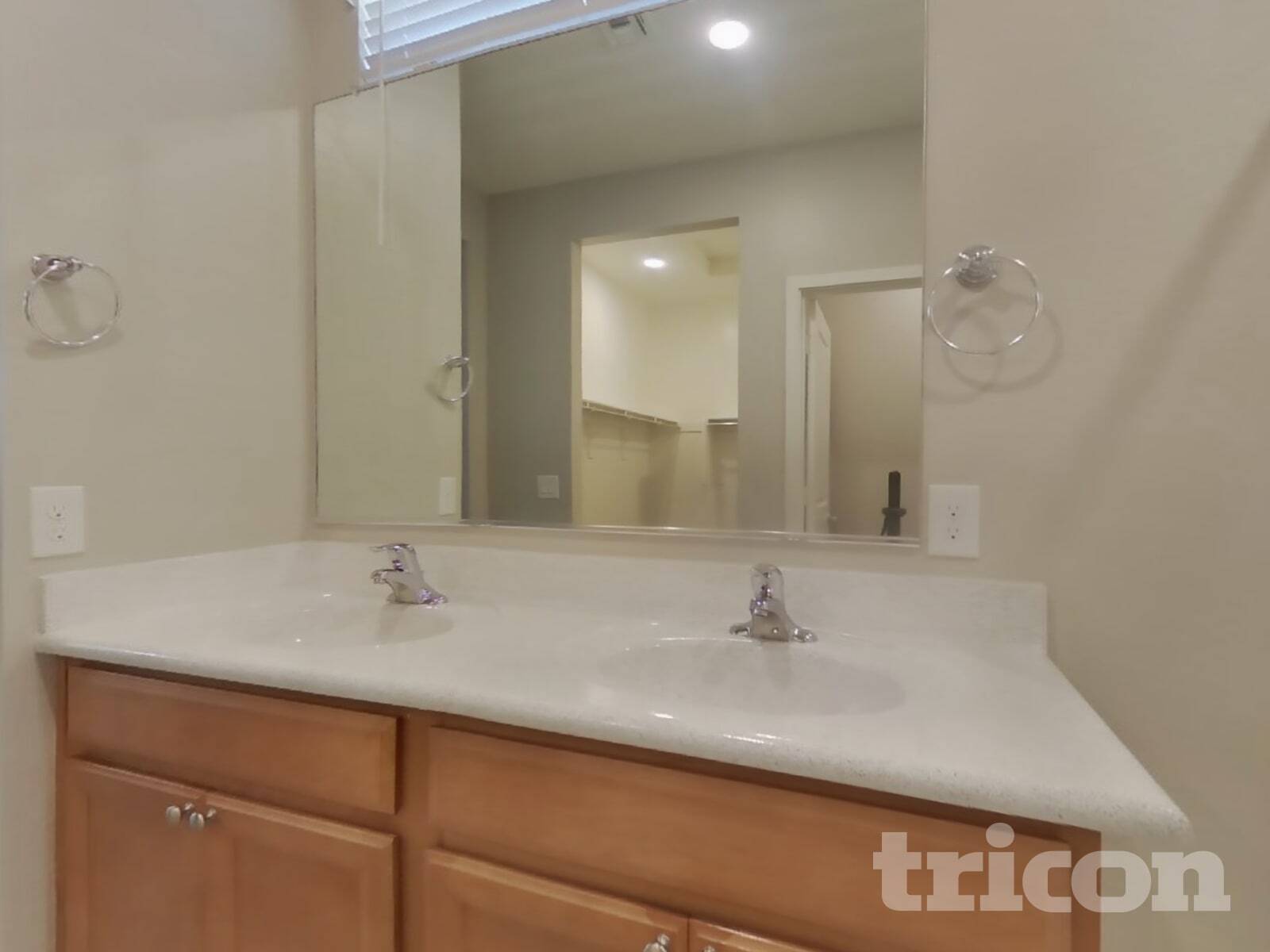 Building Photo - 13283 N 144th Ln