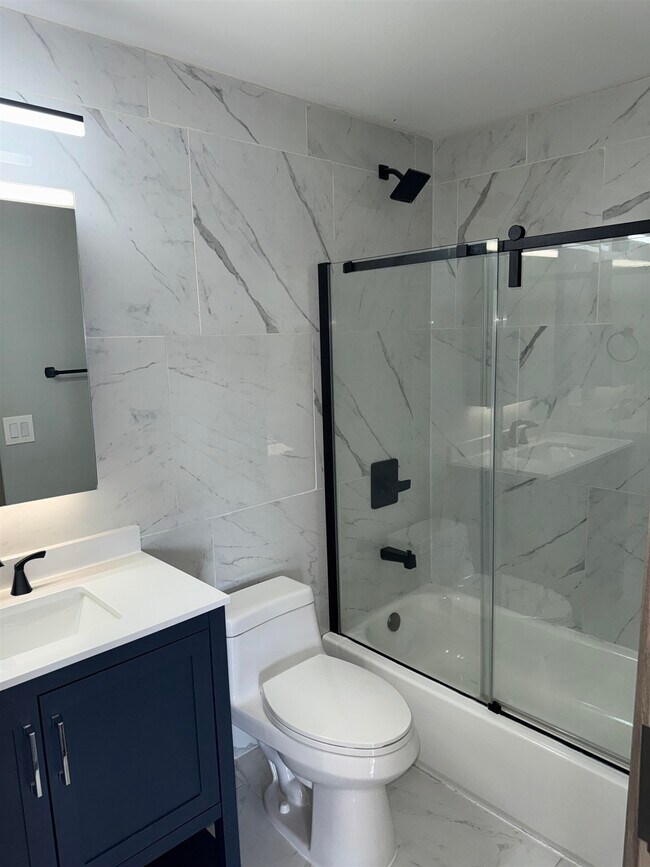 Building Photo - 76 Corbin Ave