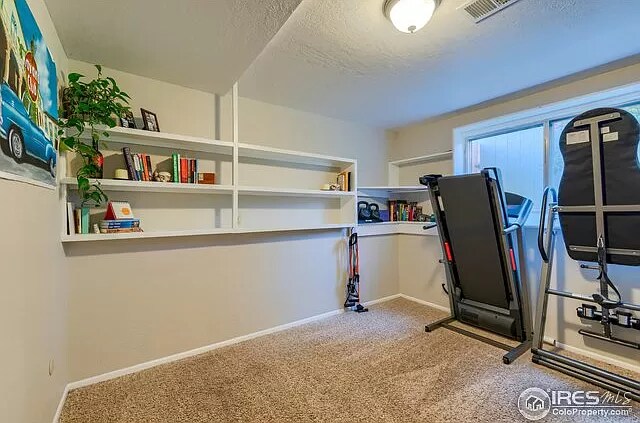 Building Photo - 2537 W Laurel St