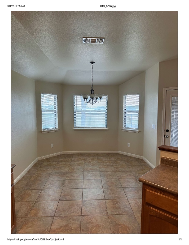 Building Photo - 1123 Blazewood Dr