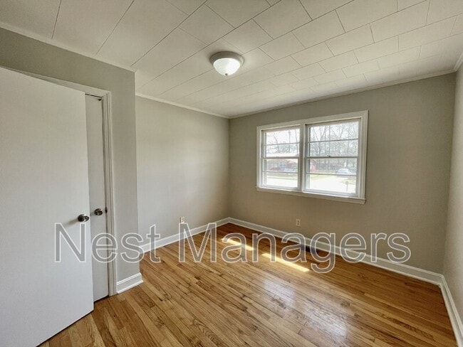 Building Photo - 531 E Donaldson Ave