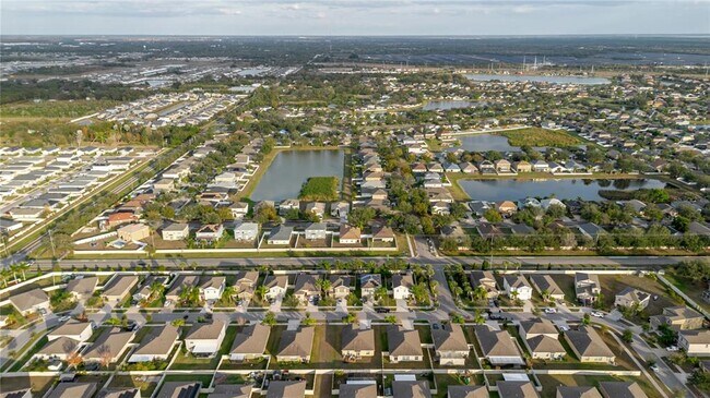 Building Photo - 304 Cascade Bend Dr