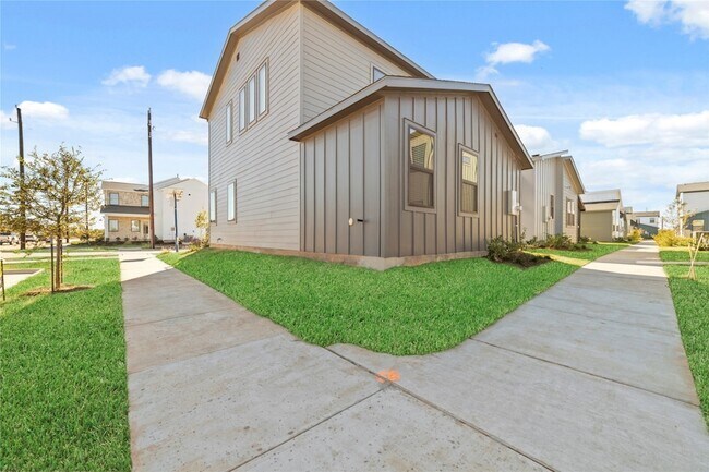 Building Photo - 3265 Loam Ln