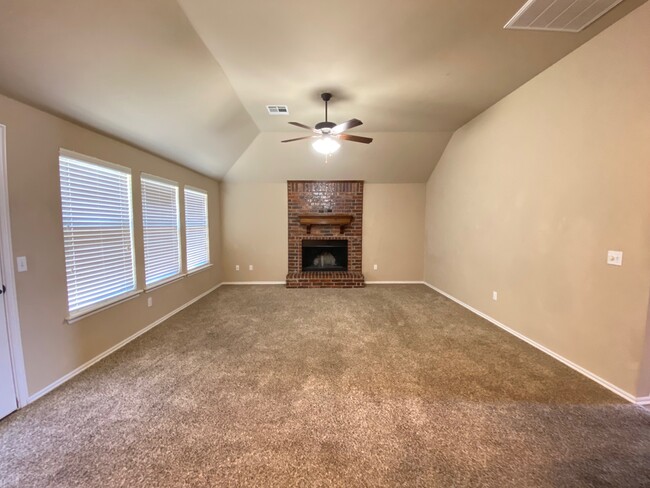 Building Photo - 812 Liberty Mesa Ct