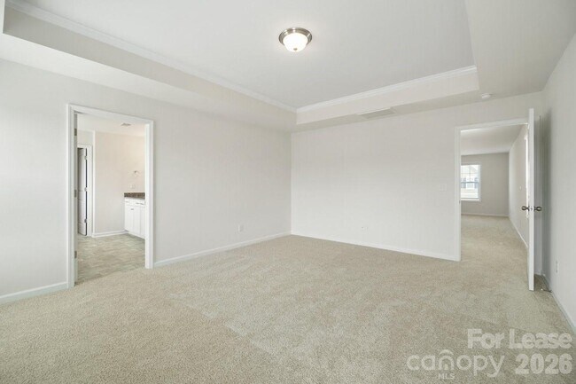 Building Photo - 1024 Arbury Way