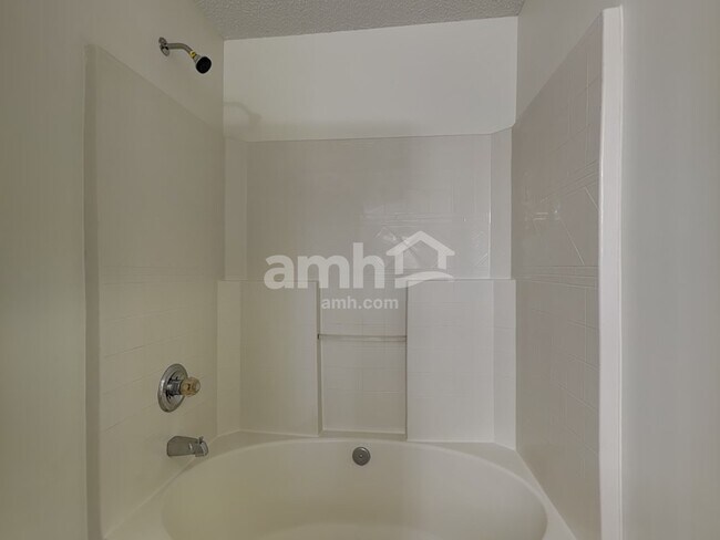 Building Photo - 3280 Denali Ct