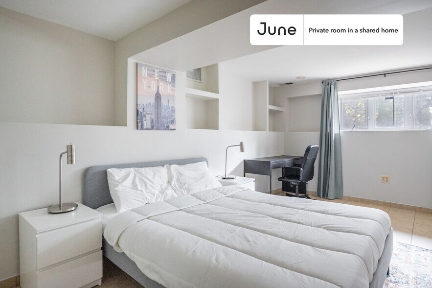 Primary Photo - Room in Shared 5 bed/3 bath home