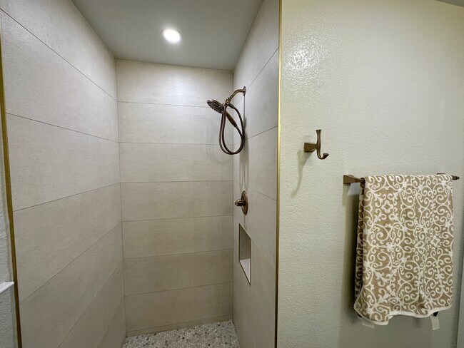 Building Photo - 449 Villa Blanca Ct