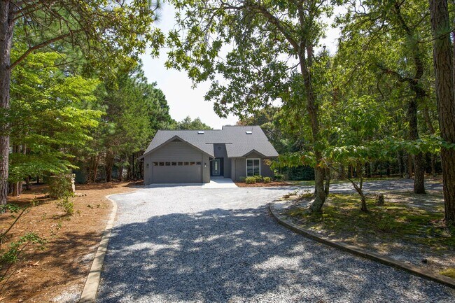 Primary Photo - Coming up in September!!!!!Lakefront oasis...