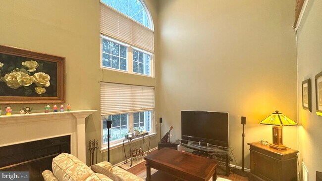 Building Photo - 32 Ketley Pl