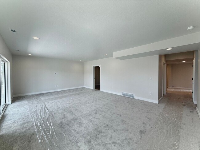Building Photo - 2179 N Paradise Flt Ln