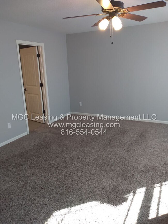 Building Photo - SERRANO, DURANGO LUXURY TOWNHOME: COMMUTER...